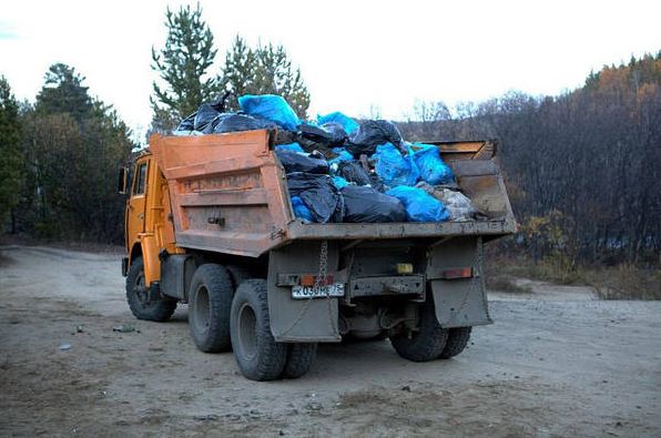 Заказать вывоз строительного мусора в Киеве и других городах Украины